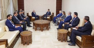İran Dışişleri Bakanı Zarif, Esad İle Görüştü