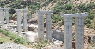 Bitlis-Diyarbakır Kara Yolunda Çalışmalar Devam Ediyor