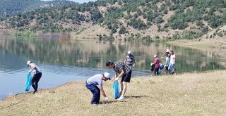 Hocalar Devlethan Barajı Çevresinde Temizlik Çalışması