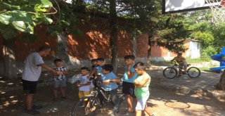 Bisiklet Sevdalıları Okul Boyadı