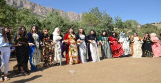 Balkaya Dağlarında Renkli Düğün