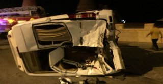 Motosiklet Minibüse Arkadan Çarptı: 1 Ölü, 2 Yaralı