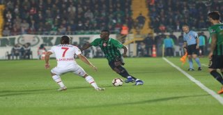 Spor Toto Süper Lig: Akhisarspor: 1 - Göztepe: 0 (İlk Yarı)