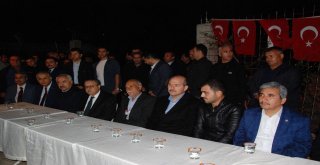 İçişleri Bakanı Soylu, Şehit Ferruh Dikmenin Evini Ziyaret Etti