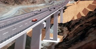 Bitlis-Diyarbakır Kara Yolunda Çalışmalar Devam Ediyor