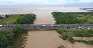 Dsi: “Ünye-Cevizdere Köprüsüne 215 Yıllık Debi Vurdu”