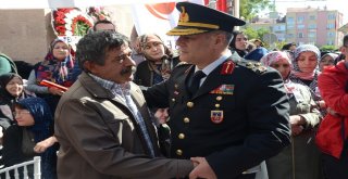 Şehit Ağabeye Kamuflajlı Uğurlama