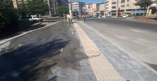 Yenişehirde Kaldırımlara Bazalt Taşı Döşeniyor