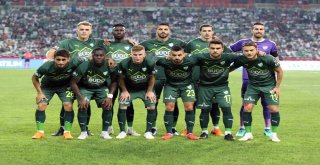 Spor Toto Süper Lig: Konyaspor: 1 - Bursaspor: 1 (İlk Yarı)