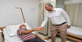 Adalet Bakanı Gül Ve Diyanet İşleri Başkanı Erbaş, Diyanet Mekke Hastanesini Ziyaret Etti