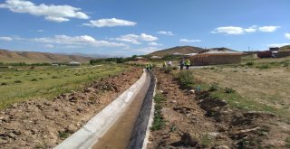 Van Büyükşehir, Taşdöndürenli Çiftçileri Suya Kavuşturdu