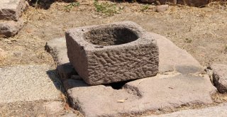 (Özel) Antik Kentteki 2 Bin 800 Yıllık Su Sistemi Günümüze Taş Çıkartıyor