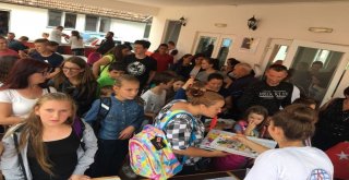 Avrupalı Türk Öğrencilerden Boşnak Yetimlere Yardım Eli