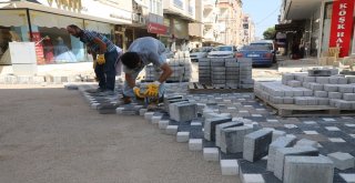 Turgutlunun Cumhuriyet Caddesi 2. Etabında Çalışmalar Başladı