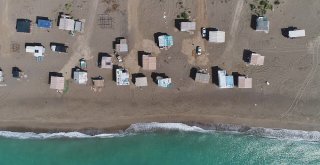 Antalyada Denize Sıfır Obalarda Ücretsiz Lüks Tatil Kıskandırıyor