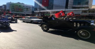Klasik Otomobillerden “Yaşasın Cumhuriyet” Konvoyu