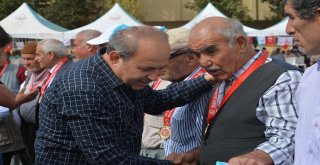 Kılıçtan Eski Güreşçilere ‘Ahde Vefa