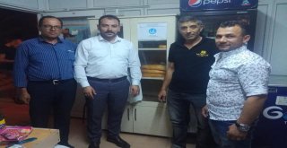 Ülkü Ocakları İlçe Temsilcileri De Askıda Ekmek Uygulamasına Başladı