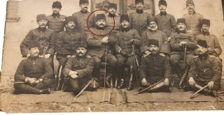 Çanakkale Savaşlarının Mezar Yeri Belli Olan Tek Şehit Doktorunun Kabrini Torunu Ziyaret Etti