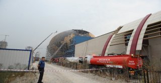 Avrupanın En İyisi Uzay Temalı Merkezinde Korkutan Yangın