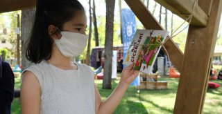 Kitapla aranıza mesafe koymayın
