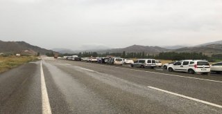 Erzurumda Sağanak Sele Dönüştü