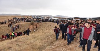 Kırıkkalede 2 Bin Öğrenci 5 Bin Fidan Dikti