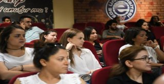 Yeni Sağlık Çalışanları İş Başı Yaptı