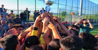 Uşakta Amatör Sporlara Destek