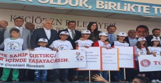 Keçiörenli Kadınlar Süpürgeleriyle Sokakları Temizledi