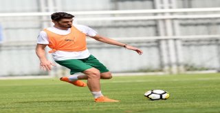 Bursaspor Günün İlk Çalışmasını Gerçekleştirdi