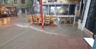 10 Dakikalık Yağış Bandırmaya Yetti