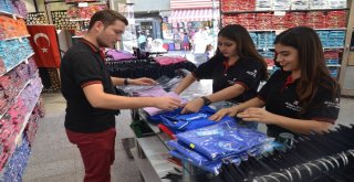 Mağazalarda Okul Dönemi Yoğunluğu Yaşanıyor