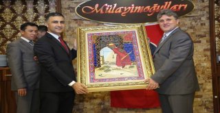 Tayinleri Çıkan Hakim Ve Savcılara Veda Yemeği