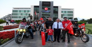 Motosikletçiler, Zafer Bayramı İçin Toplandı