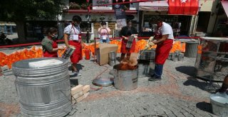 Şehrin Ateşi Gece Ve Gündüz Yanmaya Devam Ediyor