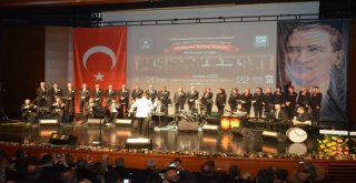 Muhtarların Konserinde Bozbeyden Türkü
