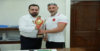 Pişken: Dünya Kupasını Fatsaya Getireceğim”