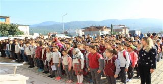 Osmaneli‘De De Yeni Eğitim Öğretim Yılının İlk Ders Zili Çaldı