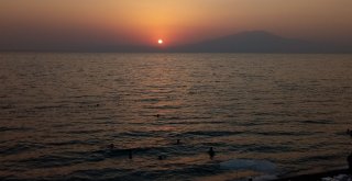 Gün Batımı Van Gölünde İzlenir