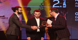 Gençlik Ve Spor Bakanı Kasapoğlundan Gençlere Müjde