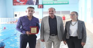 Rauf Denktaş Yüzme Havuzuna “Yüzde 100 Güvenle Yüz” Plaketi Verildi