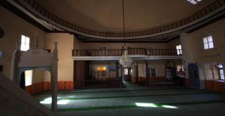 Tarihi Kadıasker Caminin Restorasyonu Tamamlandı