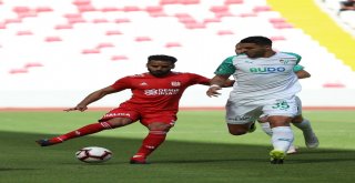 Spor Toto Süper Lig: Dg Sivasspor: 1 - Bursaspor: 0 (İlk Yarı)