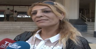 Rizede Yol Olmadığı İçin Sırtta Taşınarak Evine Ulaşan Ms Hastasına Vatandaşlardan Destek