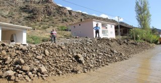 Erzurumda Sel Ulaşımı Aksattı