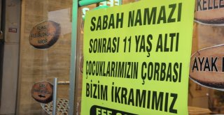 Sabah Namazına Camiye Gelen Çocuklara Çorba İkram Ediyor