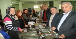 15 Yıllık Aşure Geleneği Devam Ediyor