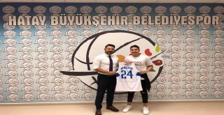 Hatay Büyükşehir, Ben Abdelkaderle Sözleşme Yeniledi