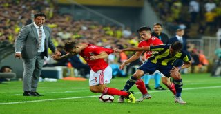 Uefa Şampiyonlar Ligi 3. Ön Eleme: Fenerbahçe: 1 - Benfica: 1 (İlk Yarı)